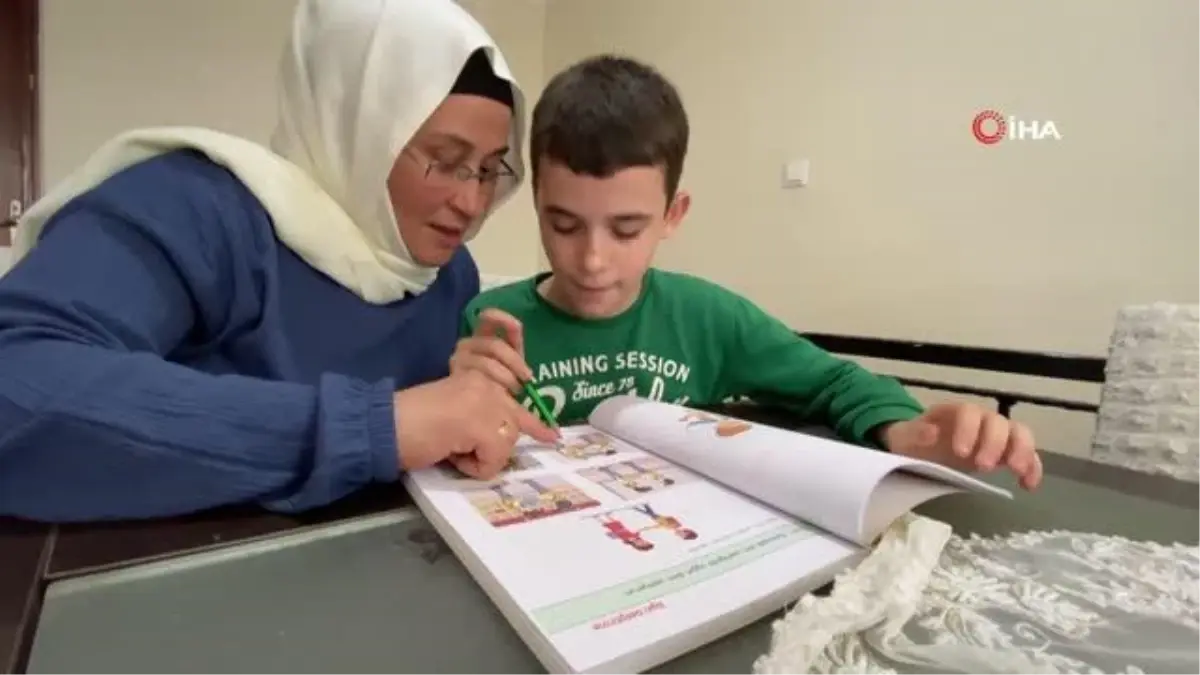 Doktorlar \'Yürüyemez\' demişti, şimdilerde atletizm branşında ter döküyor.
