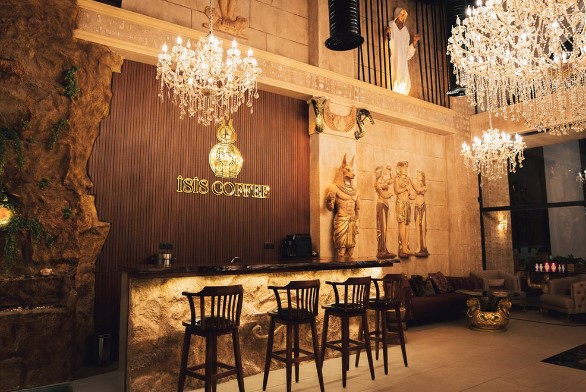 Eşsiz Mısır konseptiyle dizayn edilmiş, Türkiye'nin en büyük güzellik ve yaşam merkezi İsis Life Club Ankara'da açıldı