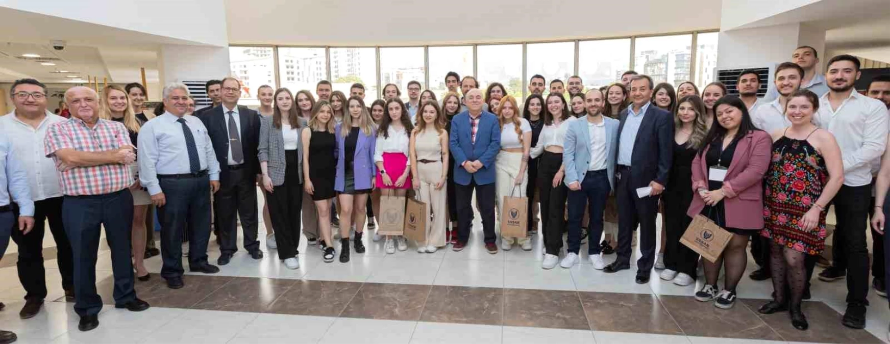 Yaşar Üniversitesi Endüstri Mühendisliği Bölümü öğrencileri gerçek hayatta karşılaşılan sorunlara çözüm üretti