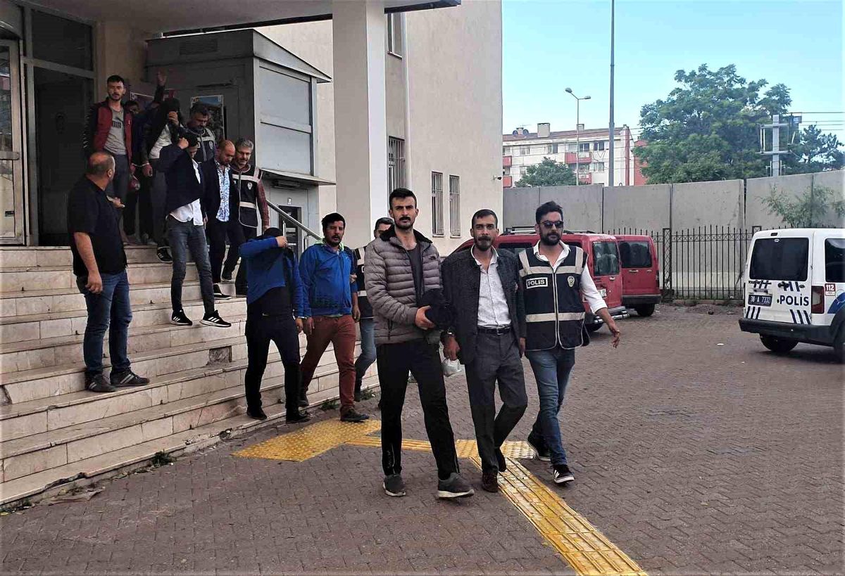 Kayseri\'de Hırsızlık Suçundan Aranan 33 Kişi Yakalandı