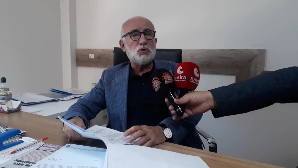 Elazığ\'da AKP\'li Meclis Üyeleri Muhtarlara Seçim Yatırımı Yapıyor İddiası