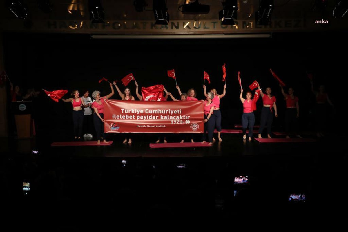 Odunpazarı Belediyesi Spor İşleri Müdürlüğü\'nden yıl sonu gösterisi