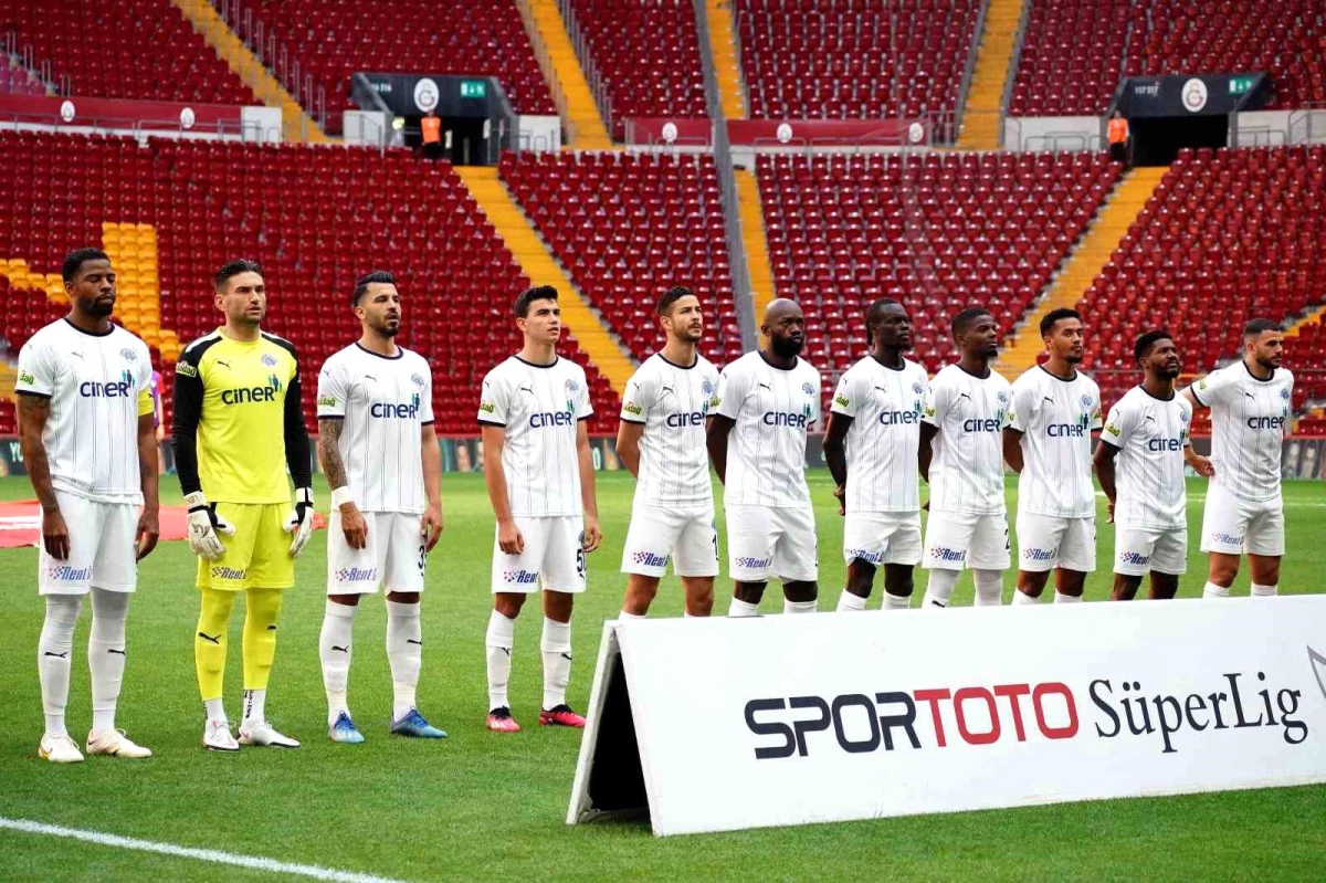 Spor Toto Süper Lig: Fatih Karagümrük: 1 Kasımpaşa: 0 (Maç devam ediyor)
