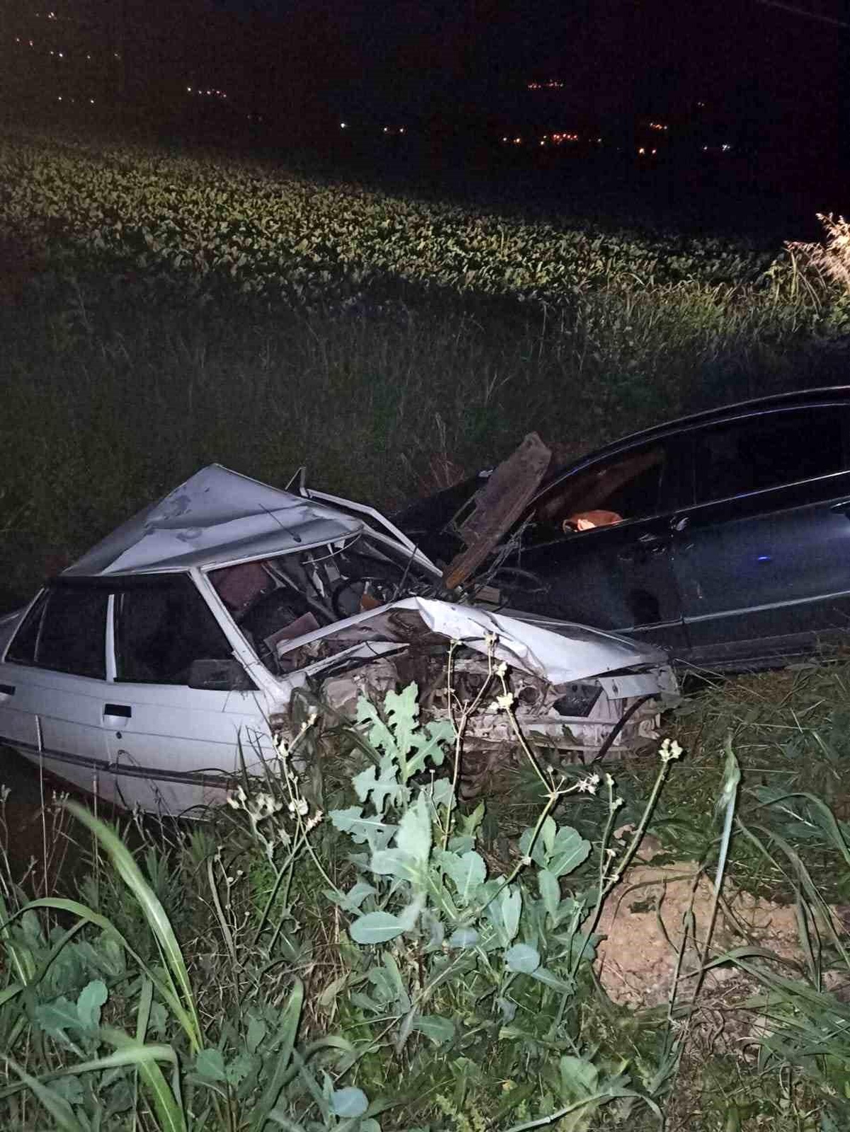 Tokat\'ta 3 aracın karıştığı trafik kazasında 2 kişi yaralandı