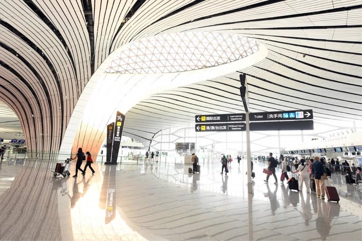 Çin Güney Havayolları, Beijing Daxing Uluslararası Havalimanı\'ndan Londra\'ya direkt uçuş başlattı