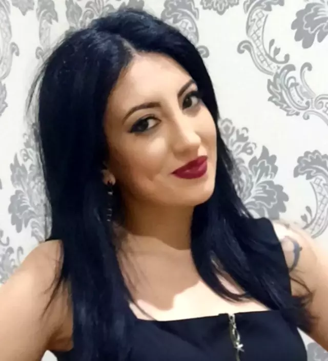 Eski sevgilisini 15 yerinden bıçakladı! Dehşet anları saniye saniye kamerada