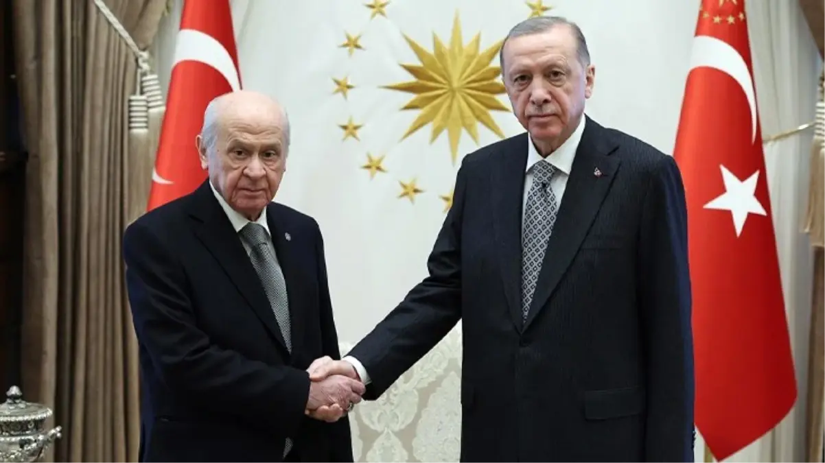 Cumhurbaşkanı Recep Tayyip Erdoğan\'dan TBMM Başkanlığını geçici bir süre yönettiği için Devlet Bahçeli\'ye özel teşekkür