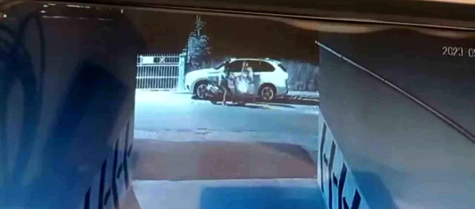 İstanbul\'da 5 BMW\'den konsol çalan şüpheli yakalandı