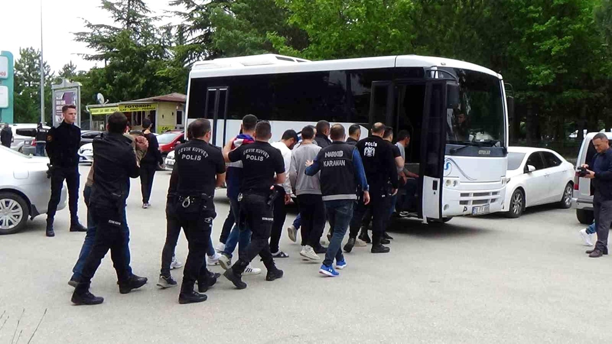 Karaman\'da Uyuşturucu Operasyonu: 12 Kişi Tutuklandı