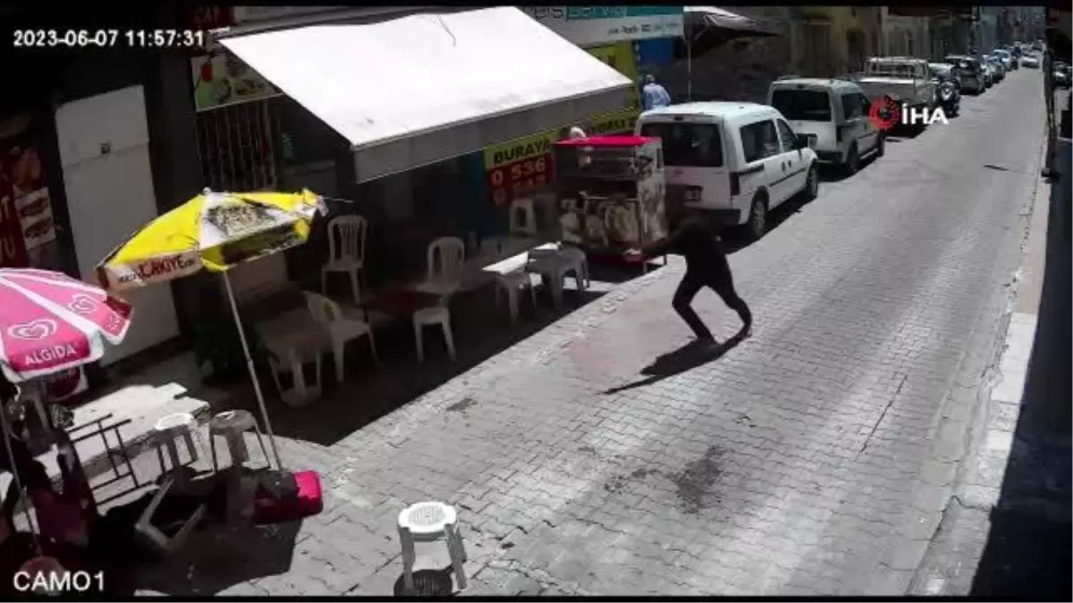 Mersin Adliyesi Karşısındaki Çay Ocağında Silahlı Kavga: 1 Yaralı