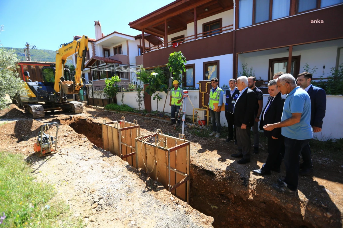 Muğla Büyükşehir Belediyesi, Menteşe\'de kanalizasyon projesi çalışmalarına devam ediyor