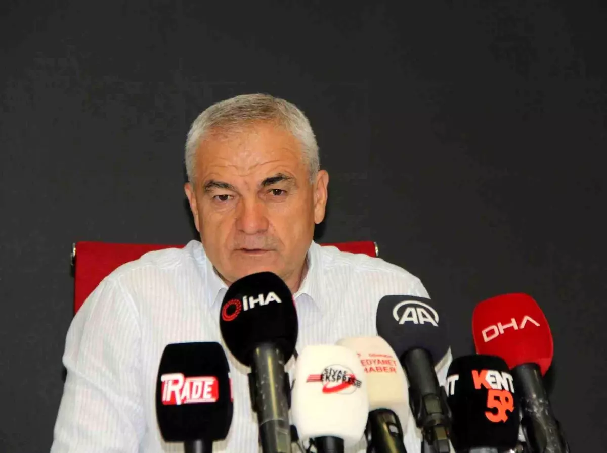 Rıza Çalımbay Sivasspor\'a veda etti: "Ayrılıyoruz"