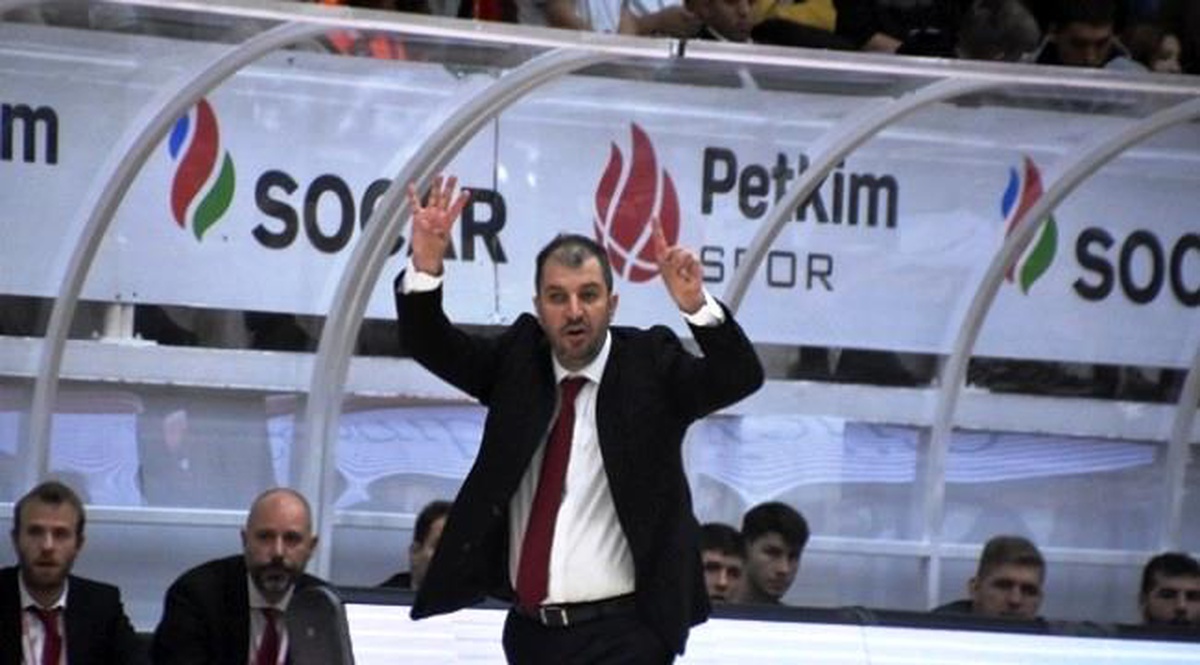Aliağa Petkimspor yeni sezonda Burak Gören\'le devam ediyor