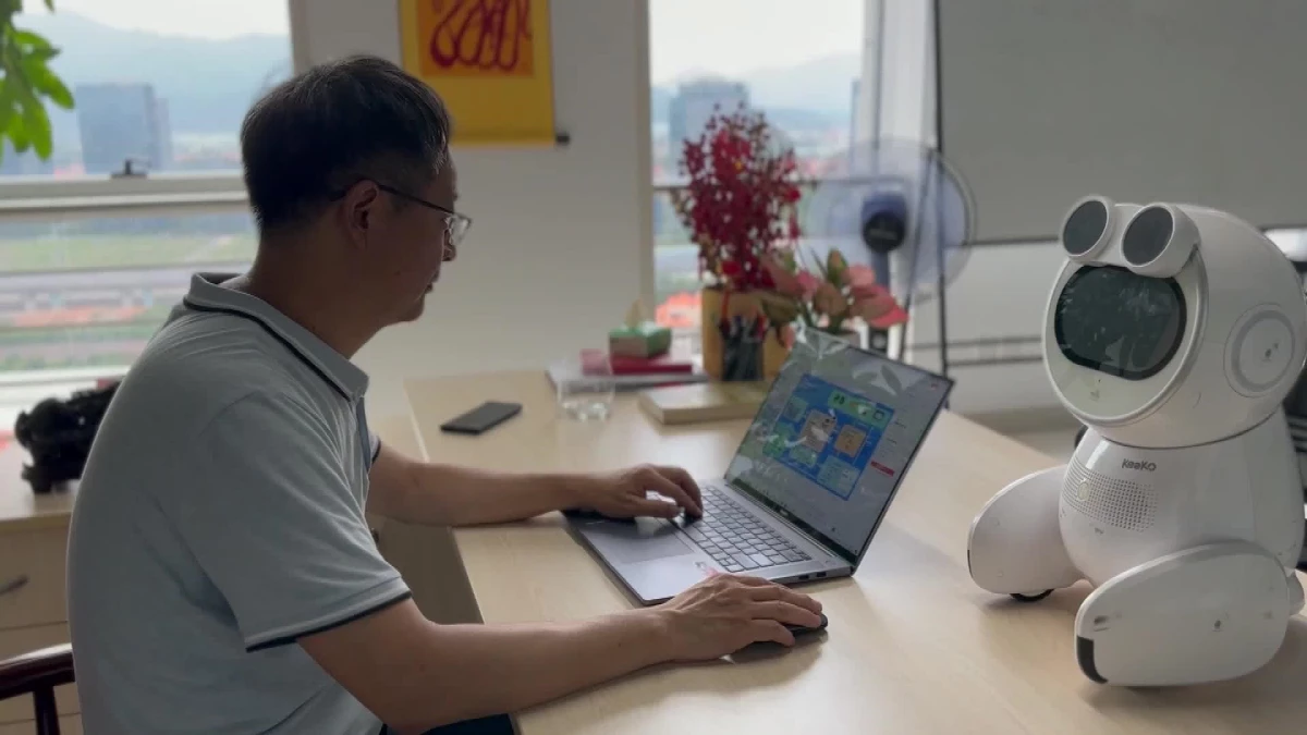 Çinli girişimci Guo Changchen, çocuklar için yapay zeka tabanlı öğrenme sistemleri geliştiriyor