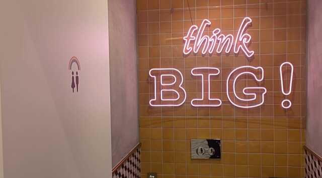 Şişli'deki Alışveriş Merkezinde LGBT Skandalı