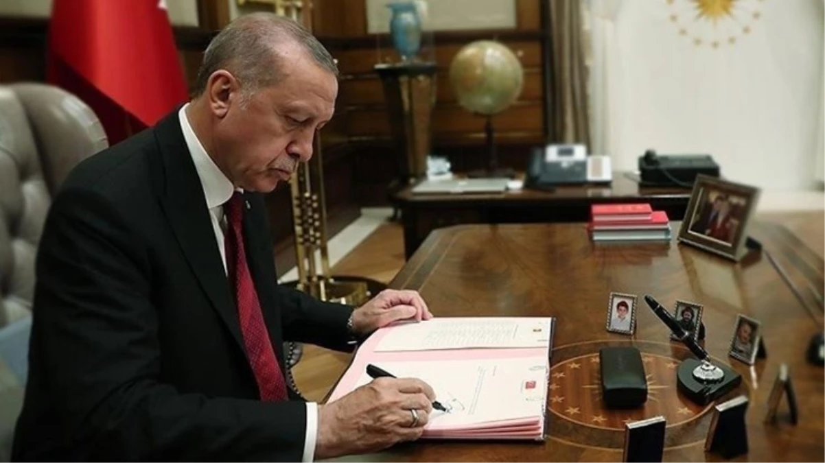 Atama kararları Cumhurbaşkanı Erdoğan\'ın imzasıyla Resmi Gazete\'de! Fahrettin Altun detayı dikkat çekti