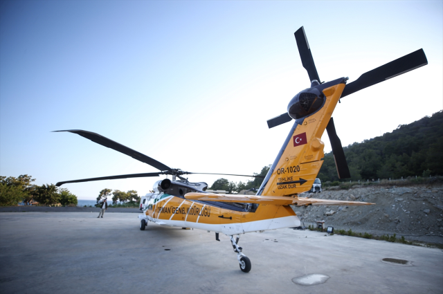 Orman yangınlarına müdahale için TUSAŞ T-70 helikopteri 'NEFES' devrede