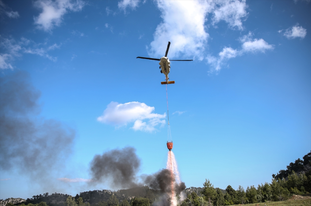 Orman yangınlarına müdahale için TUSAŞ T-70 helikopteri 'NEFES' devrede