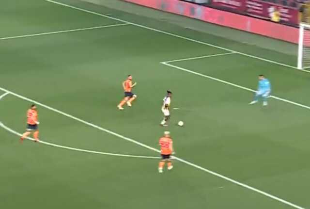 50'inci saniyede öne geçtiler! Hatayı affetmeyen Arda Güler'den Batshuayi'ye harika asist 50'inci saniyede öne geçtiler! Hatayı affetmeyen Arda Güler'den Batshuayi'ye harika asist