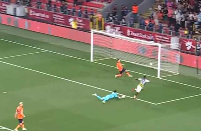 50'inci saniyede öne geçtiler! Hatayı affetmeyen Arda Güler'den Batshuayi'ye harika asist 50'inci saniyede öne geçtiler! Hatayı affetmeyen Arda Güler'den Batshuayi'ye harika asist