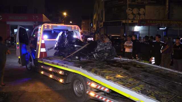 Adana'da Motosikletli Polis Timi Kaza Geçirdi: 2 Polis Ağır Yaralandı