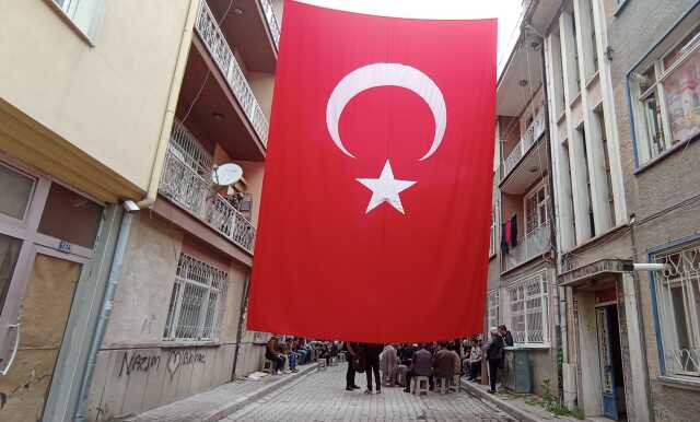 Fırat Kalkanı bölgesinde teröristlere ağır darbe: 7'si etkisiz hale getirildi, sözde karargah imha edildi