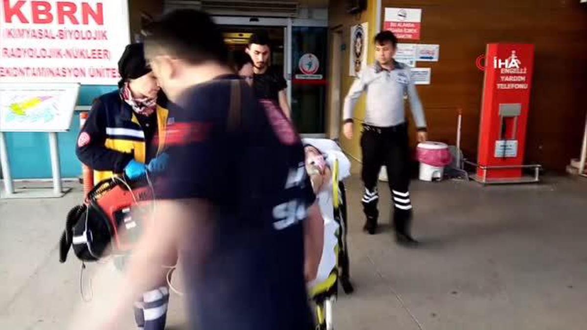 Soluk borusuna fıstık kaçan bebek yaşam savaşı veriyor