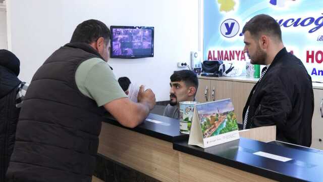 Avrupa'ya otobüsle seyahat dönemi! Vatandaşlar 2 bin 500 TL'den başlayan fiyatlarla seyahat edebiliyor Avrupa'ya otobüsle seyahat dönemi! Vatandaşlar 2 bin 500 TL'den başlayan fiyatlarla seyahat edebiliyor