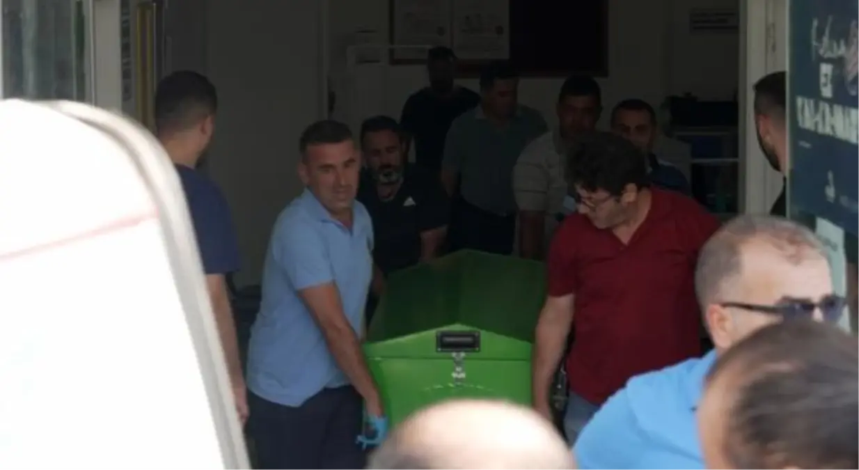 Alanya\'da sağlık teknisyeni eşiyle tartıştıktan sonra intihar etti