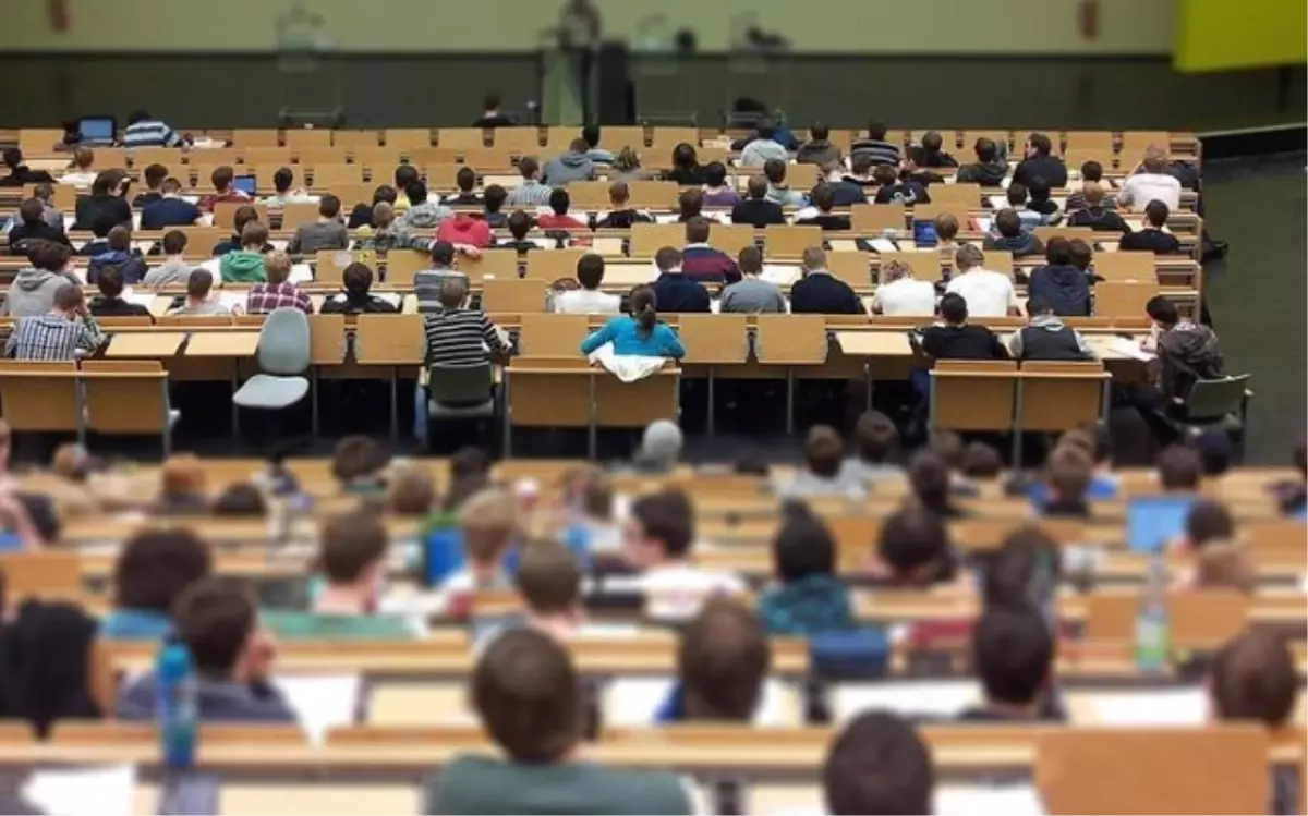 FD Geçerli mi? Üniversite Öğrencileri Merak Ediyor