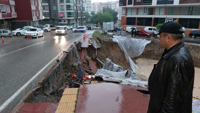 Samsun'u yine sel vurdu Samsun'u yine sel vurdu