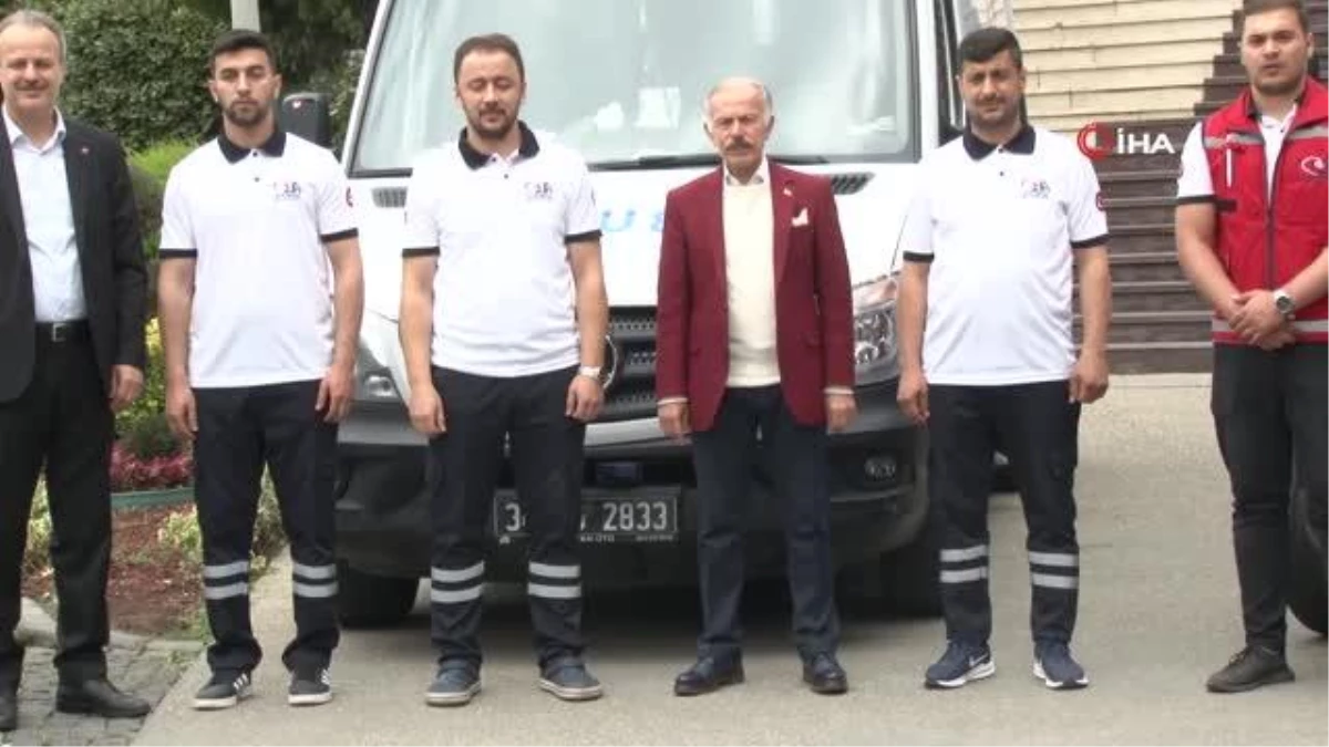 Bayrampaşa Belediyesi Sağlık Müdürlüğü\'ne Yeni Ambulans Eklendi