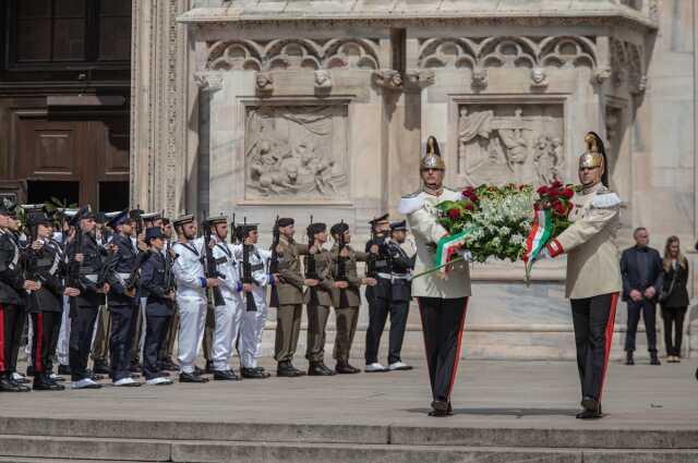 Eski İtalya Başbakanı Silvio Berlusconi için Milano'da cenaze töreni düzenlendi