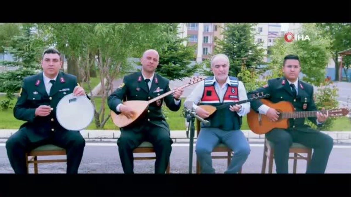 Sivas İl Jandarma Komutanlığı, Aşık Veysel\'in türkülerini seslendirdi
