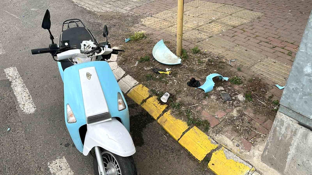 Tekirdağ Muratlı\'da Motosiklet Kazası: Bir Kişi Yaralandı