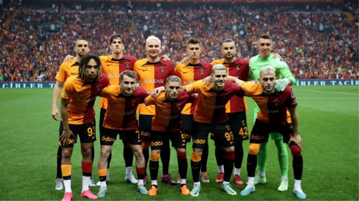 Galatasaray\'ın genç yıldızı Sacha Boey sakatlandı