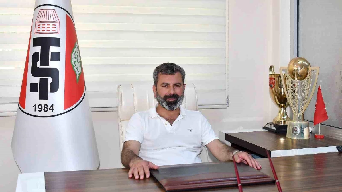 Turgutluspor Başkanı Gökhan Akın, Takıma Takviyeler Yapacaklarını Açıkladı
