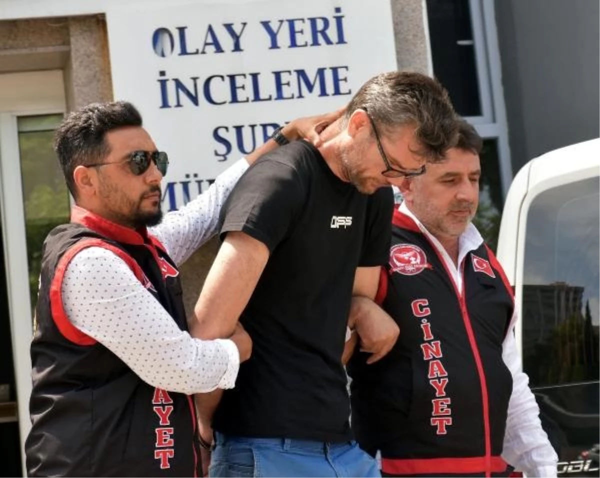 İzmir\'de Ağabeyini Tartışma Sonucu Öldüren Kardeş Adliyeye Sevk Edildi