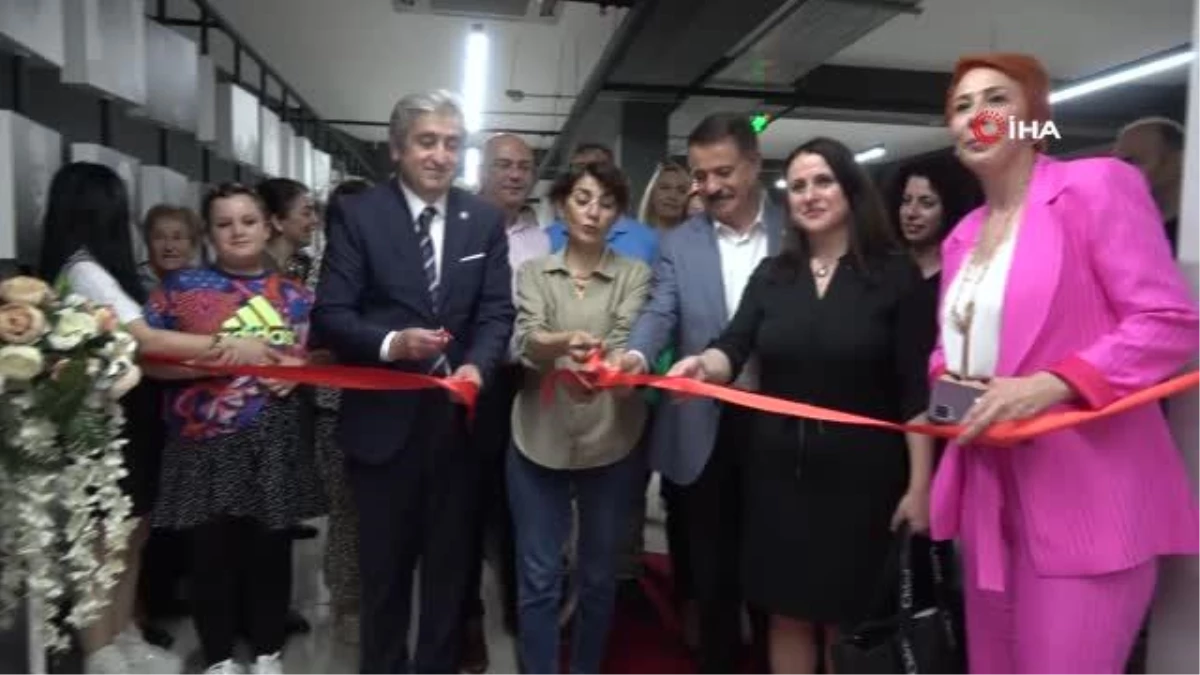 Atakum\'da Dikiş ve El Sanatları Sergisi Açıldı