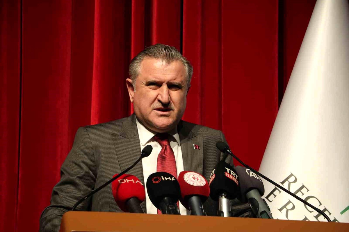 Gençlik ve Spor Bakanı Osman Aşkın Bak: Türkiye Yüzyılı gençlerin yüzyılı olacak
