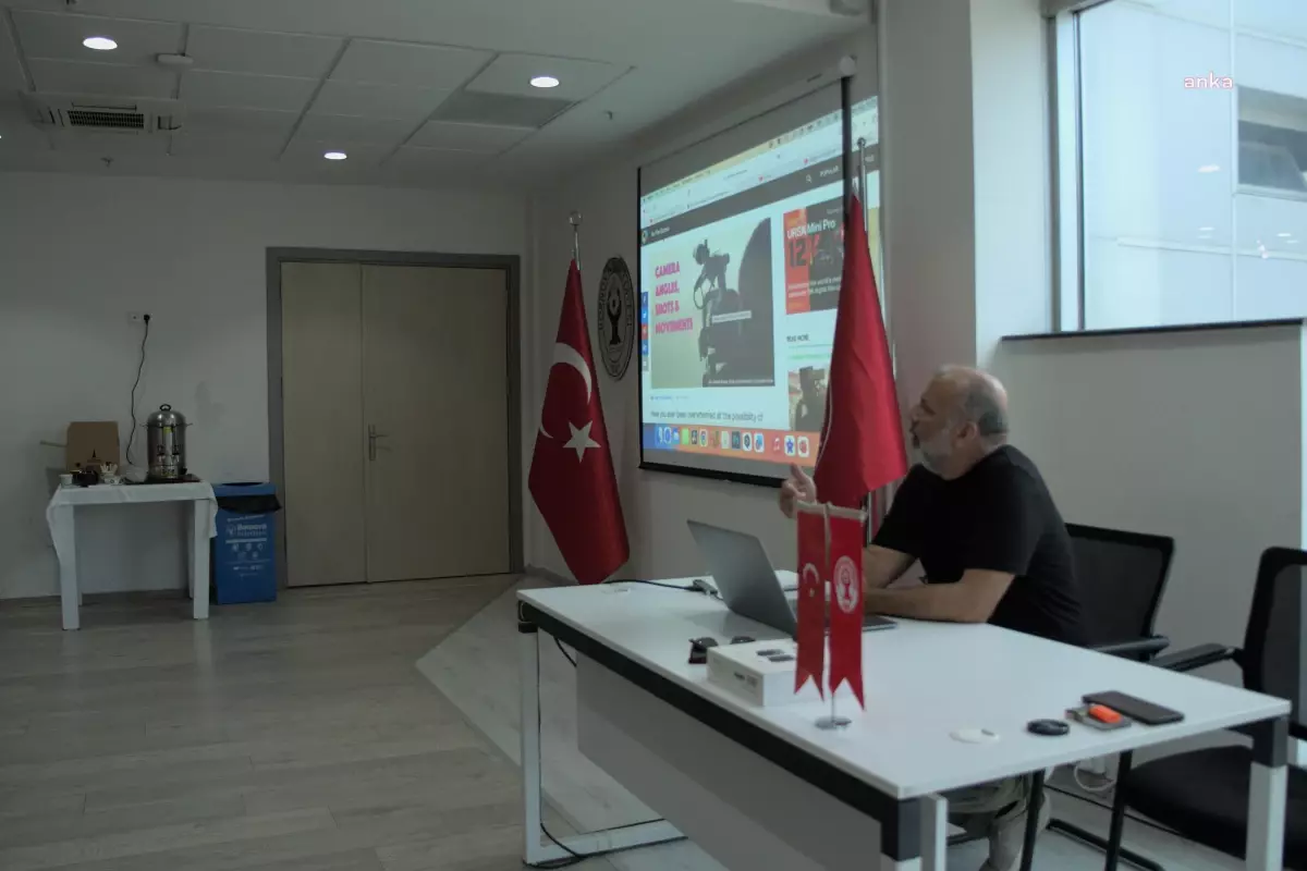 Bornova Belediyesi, STK\'lara Akıllı Telefonla Video Çekim Teknikleri Atölyesi Düzenledi