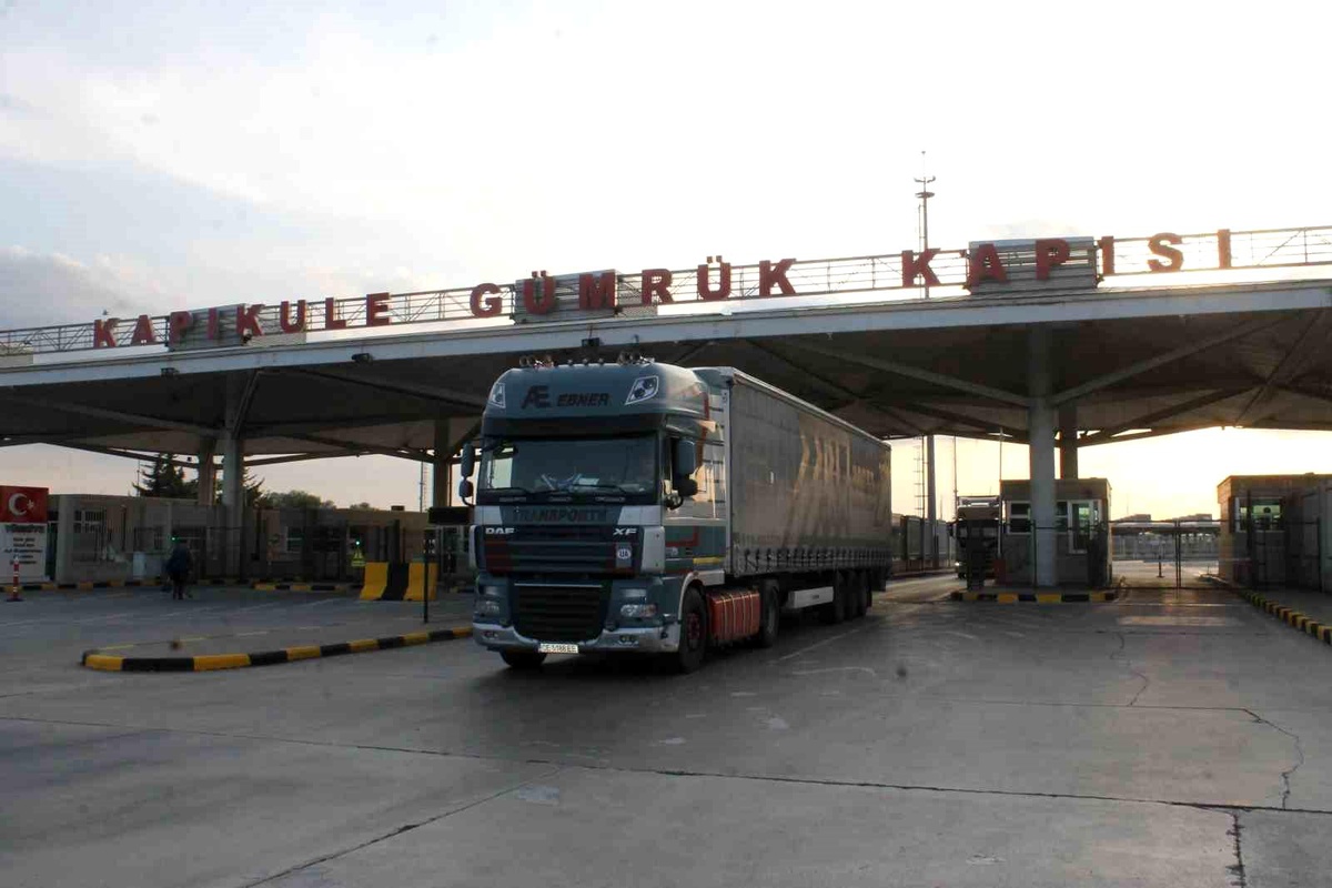 Bulgaristan\'ın Schengen vizesi uygulaması Türk ihracat firmalarını zora sokuyor