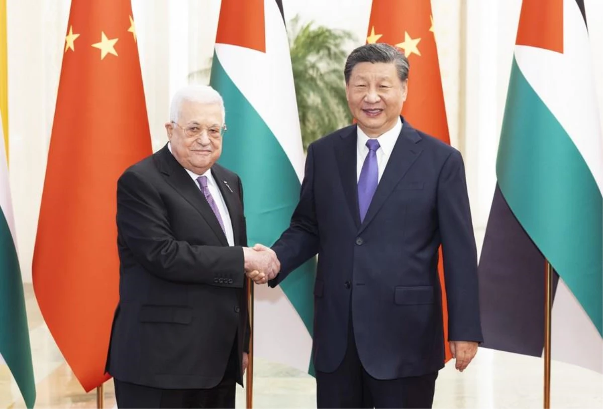 Çin Cumhurbaşkanı Xi Jinping, Filistin Devlet Başkanı Mahmud Abbas ile Görüştü