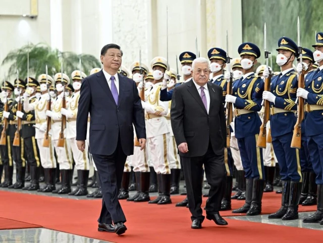 Çin Cumhurbaşkanı Xi, Filistin Devlet Başkanı Mahmud Abbas ile Görüştü