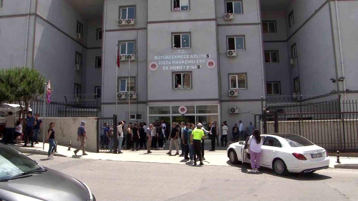 Ekrem İmamoğlu\'nun davasının görülmesine başlandı