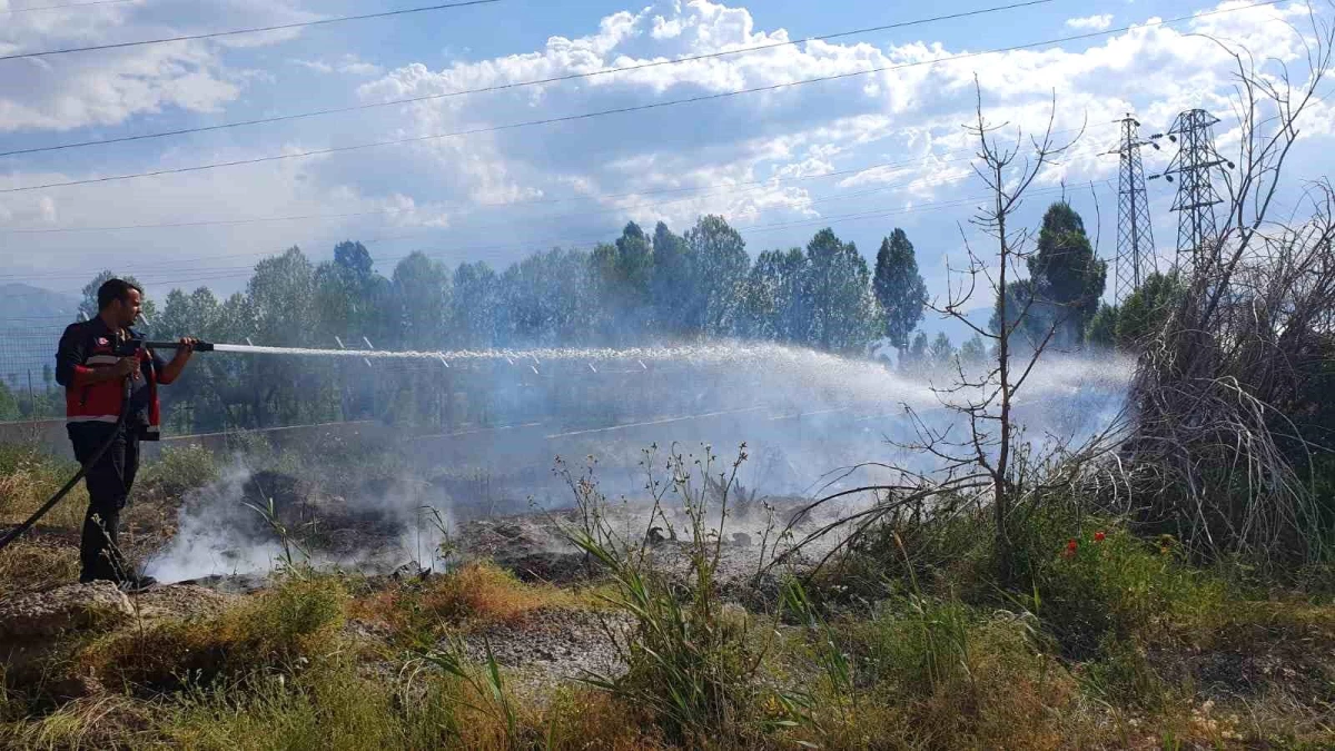 Van\'da Hidroelektrik Santrali Arazisinde Yangın Çıktı