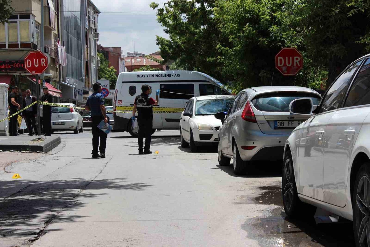 Kayseri\'de Silahlı Kavga: Mali Müşavir Yaralandı