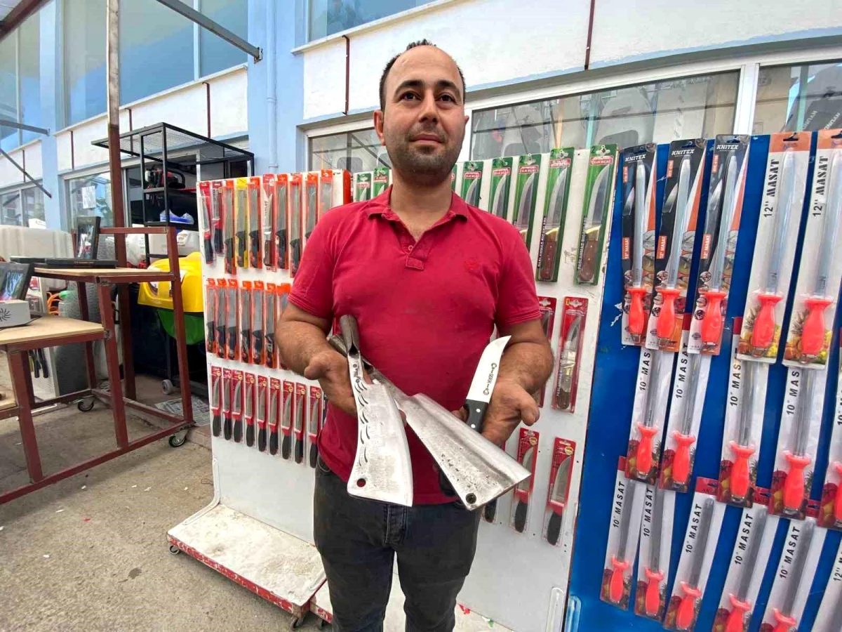 Antalya\'da Kurban Bayramı öncesi bıçakçılarda yoğunluk