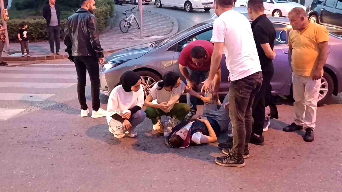 Gebze\'de Otomobilin Çarptığı Bisikletli Yaralandı