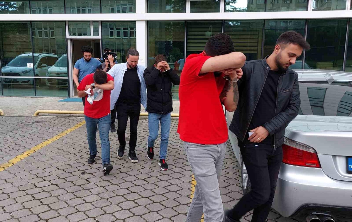 Samsun\'da Uyuşturucu Operasyonu: 14 Kişi Gözaltına Alındı